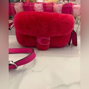 Coach x Lil Nas X Tabby shoulder bag made of bright fuchsia shearling